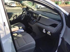 国产塞纳改装窗帘视频,打造个性化车内空间新体验  第3张